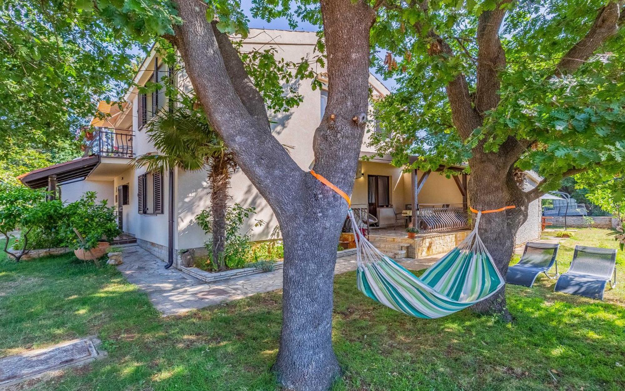 Apartment Eva Medulin Exterior photo
